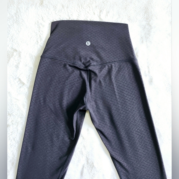 Lululemon Align Pant II *25". Size 2 - Picture 9 of 14